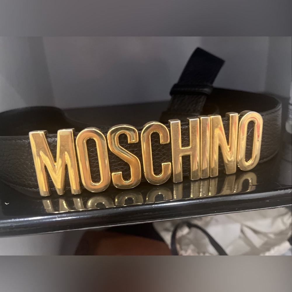 Moschino gold plated men's belt size 34/36